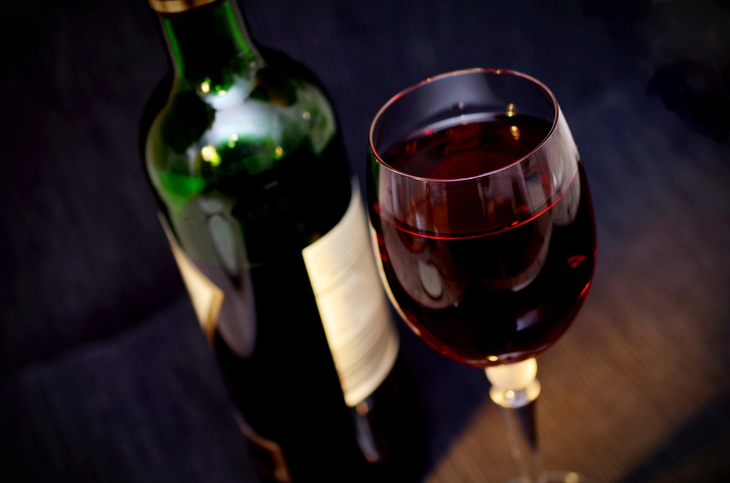 Alkohol und Krankheit: Gibt es risikofreien Konsum? Alkohol und Krankheit: Gibt es risikofreien Konsum?