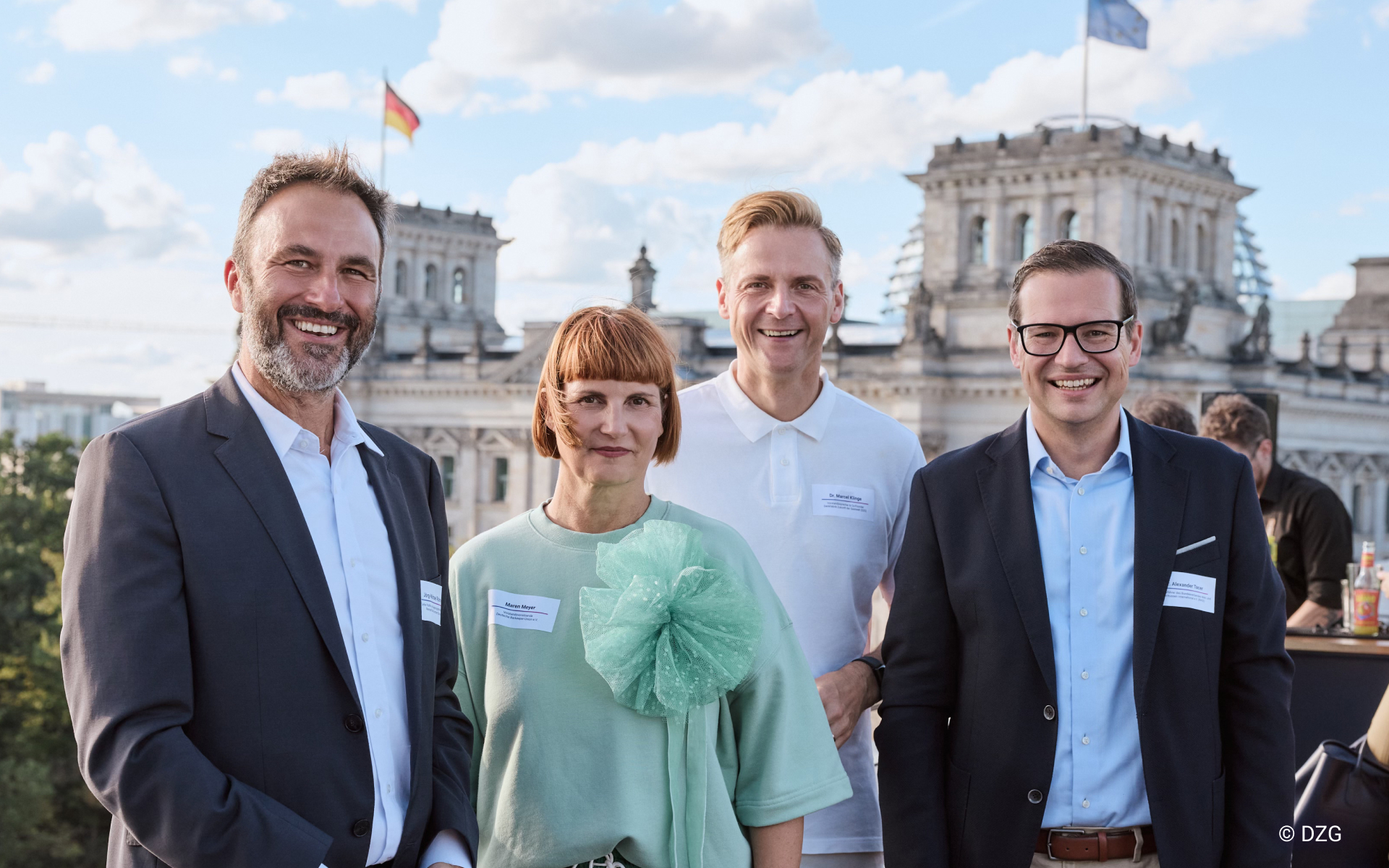 Cocktailkultur trifft Verantwortung: Erfolgreiches politisches Afterwork von BWSI, DZG und DBU in Berlin